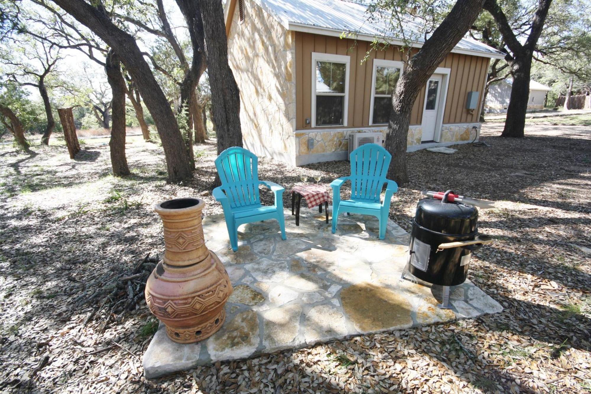 Cabins At Flite Acres - Desert Willow Wimberley Exterior foto