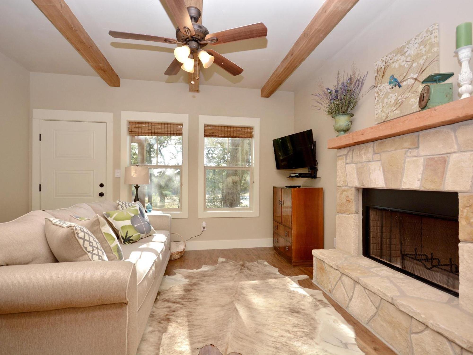 Cabins At Flite Acres - Desert Willow Wimberley Exterior foto